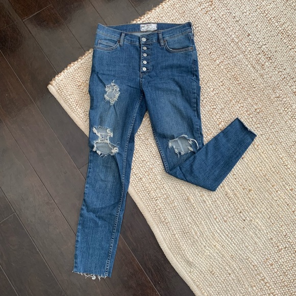Free People Reagan Skinny Jeans, Size 28. - Picture 2 of 6